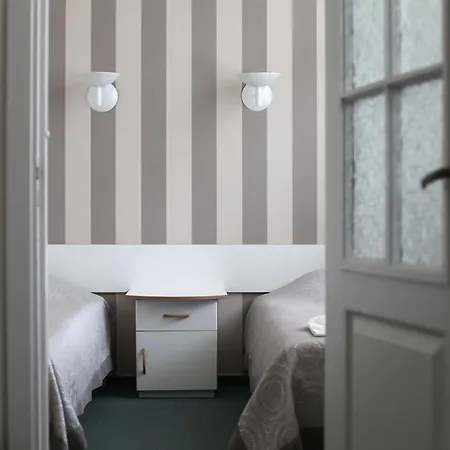 Bed & Breakfast Damroka